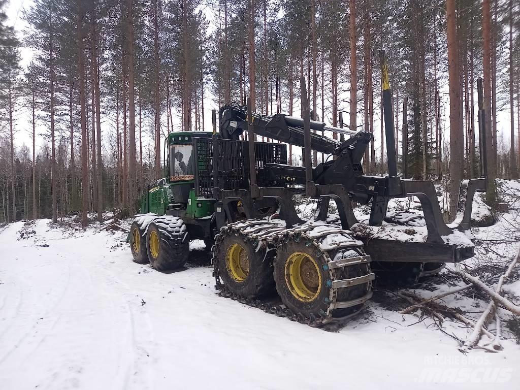 John Deere 1210 E Forwarders