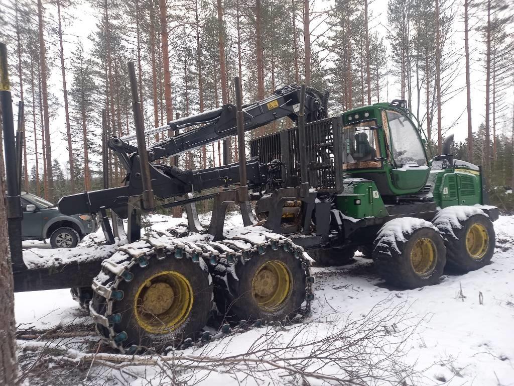John Deere 1210 E Forwarders