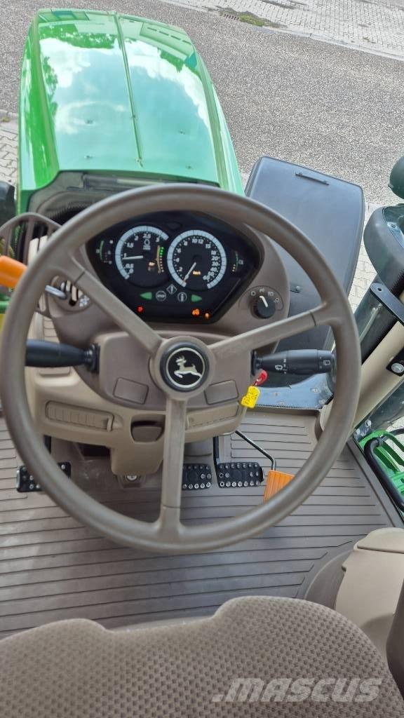 John Deere 6155 R Tractors