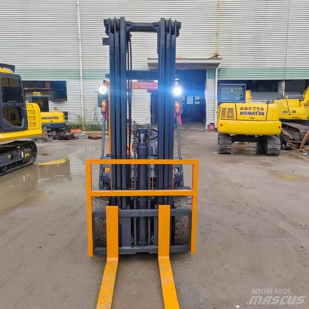 Toyota FD30 Diesel Forklifts