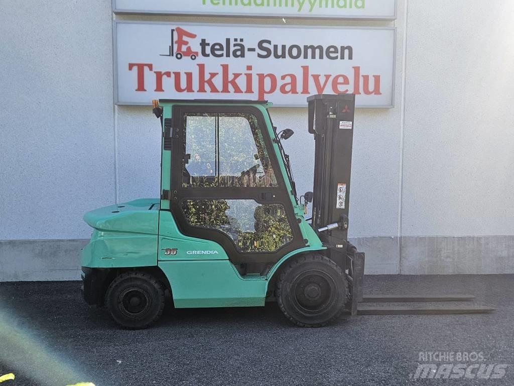 Mitsubishi FD35N Diesel Forklifts