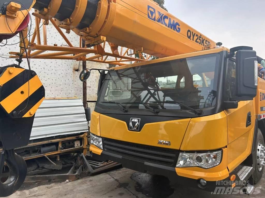 XCMG QY 25 K5D Mobile and all terrain cranes