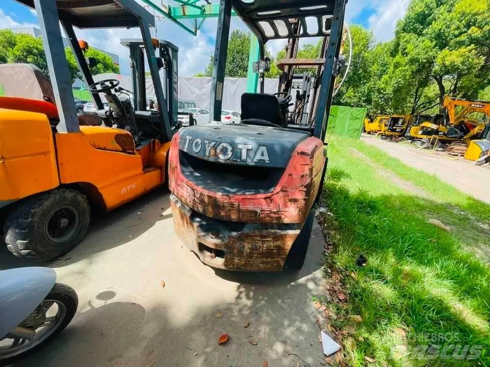 Toyota FD30-8 Misc Forklifts