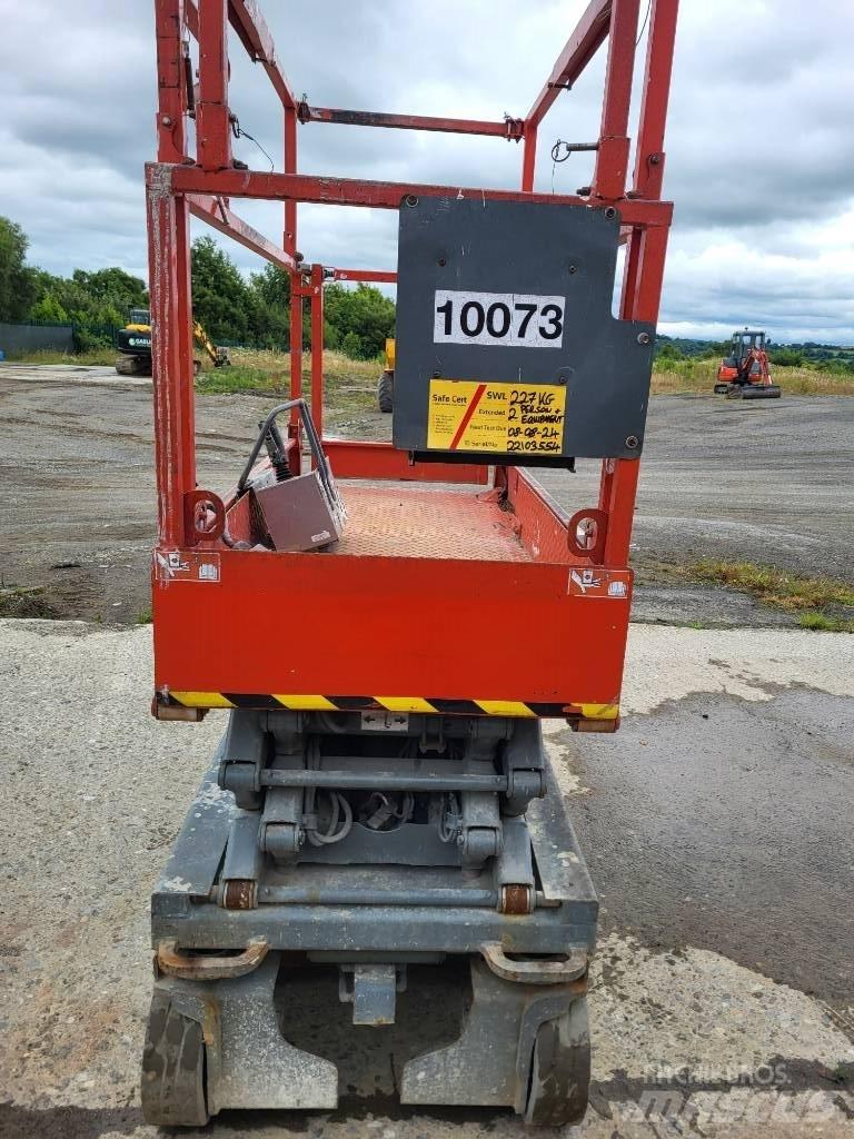 SkyJack 32/19 Scissor Lifts