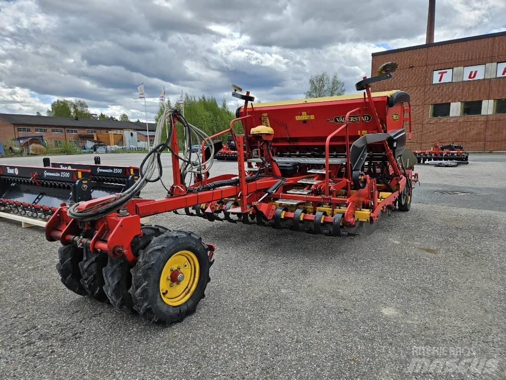Väderstad Rapid 300 Drills