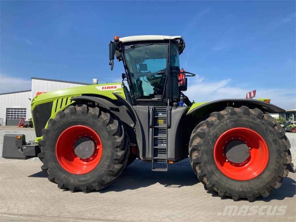 CLAAS XERION 5000 Tractors