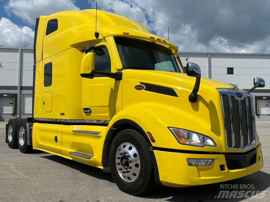 Peterbilt 579 Conventional Trucks / Tractor Trucks