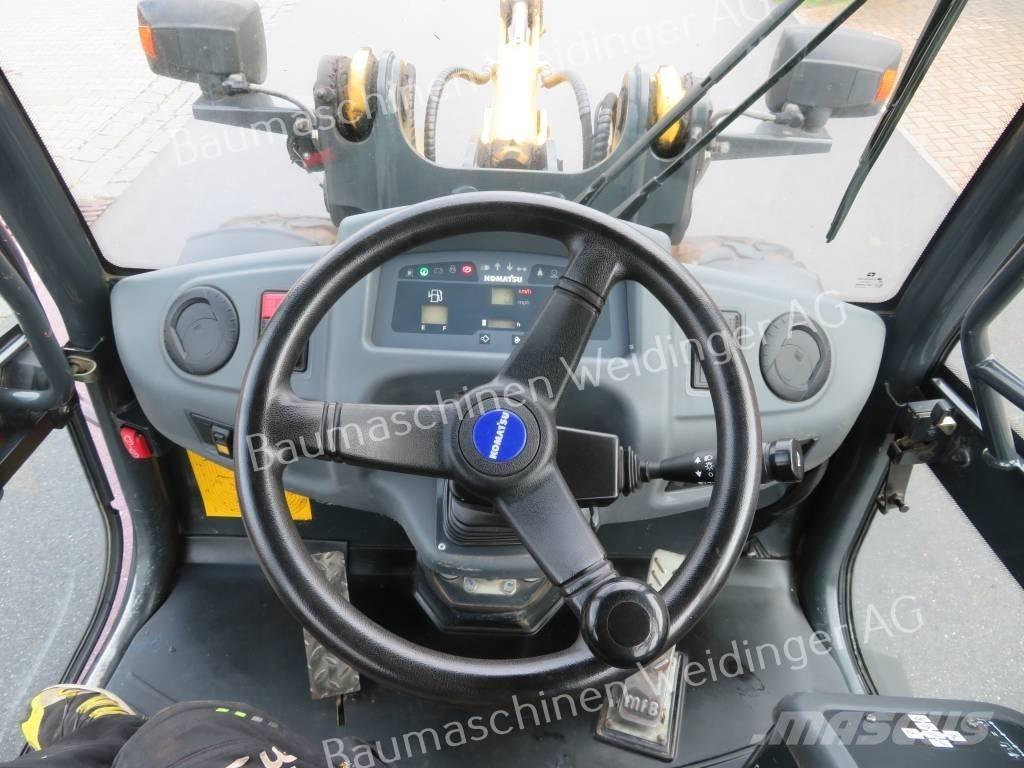 Komatsu WA 70-7 Wheel Loaders