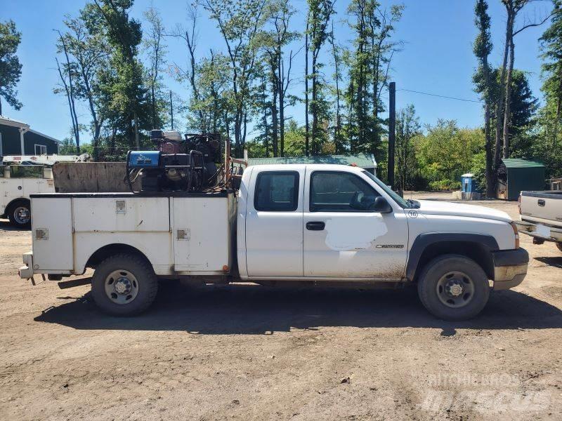 GMC 2500 Pickup Trucks
