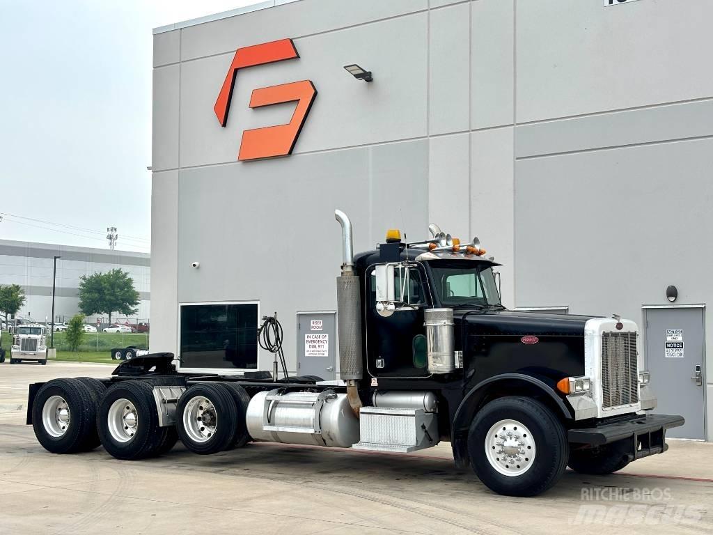 Peterbilt 379 Conventional Trucks / Tractor Trucks