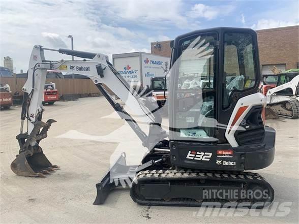 Bobcat E32i Mini Excavators <7t (Mini Diggers)