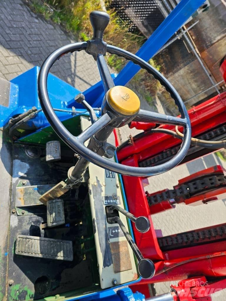 Clark DPH 70 Diesel Forklifts