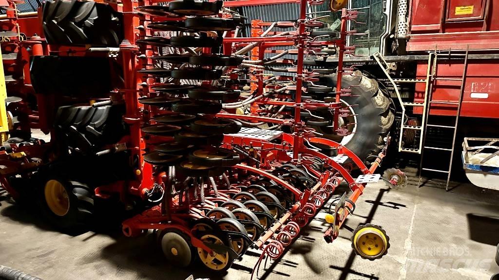 Väderstad Spirit600S Farm Drills