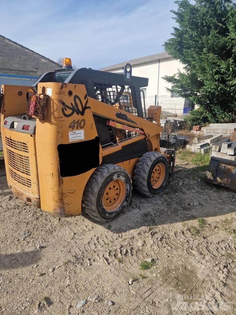 CASE 410 Skid Steer Loaders
