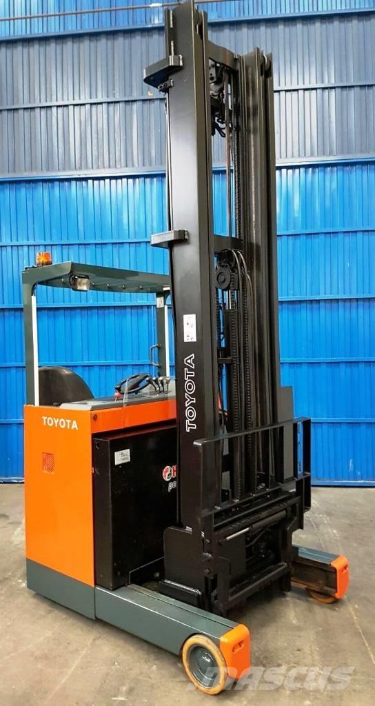 Toyota 6 FBRE 14 Reach trucks