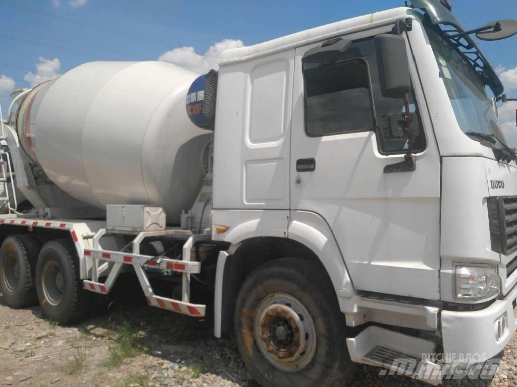 Howo 搅拌车 750 Concrete Mixers