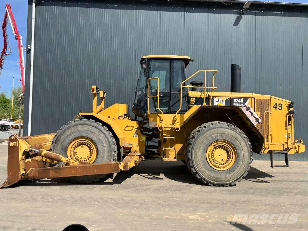 CAT 824H Crawler dozers