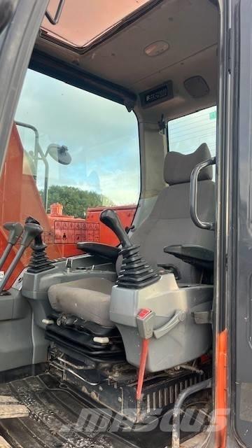 Doosan DX 140 LCR-3 Crawler excavators
