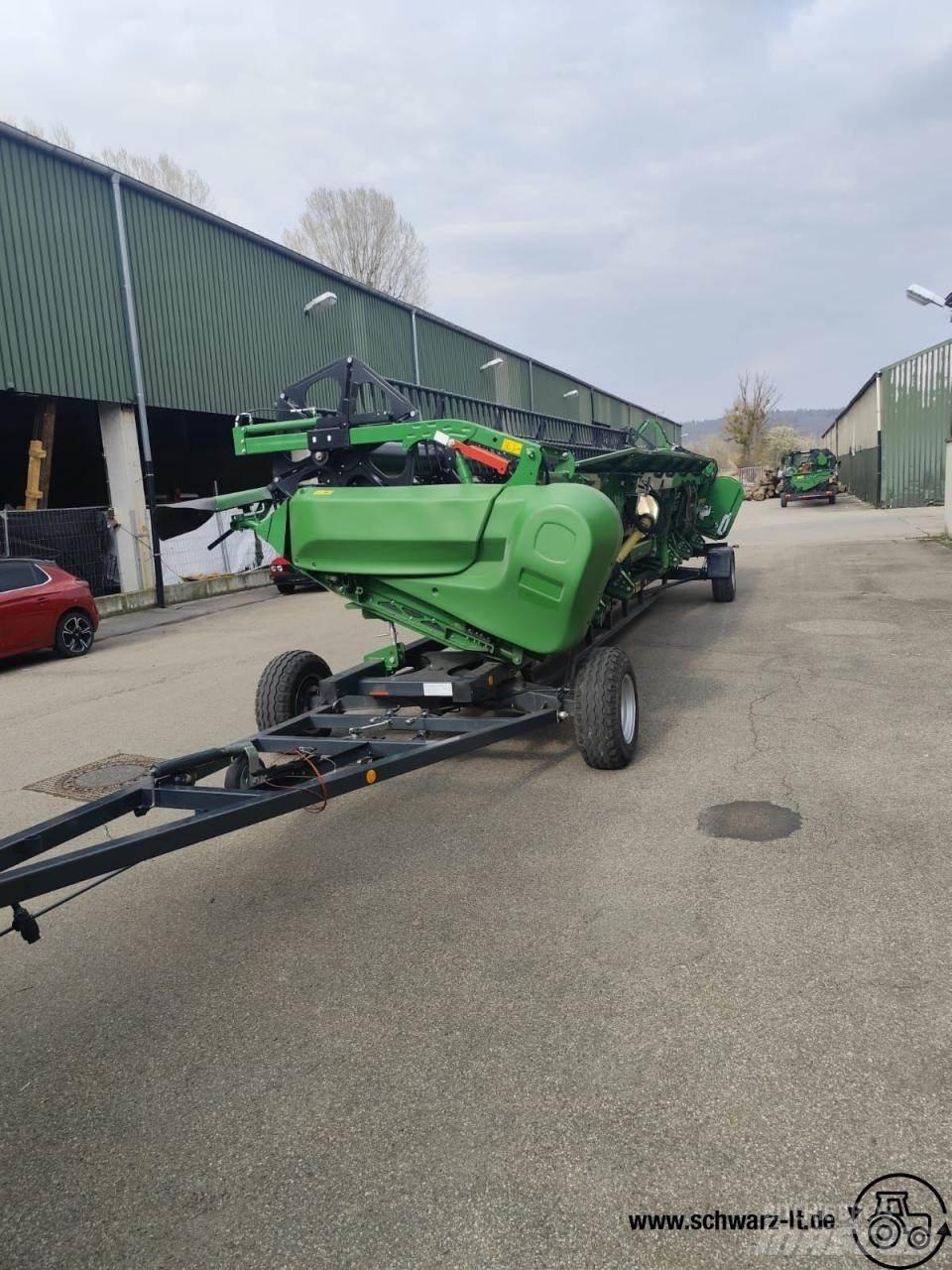 John Deere 730X Combine Attachments