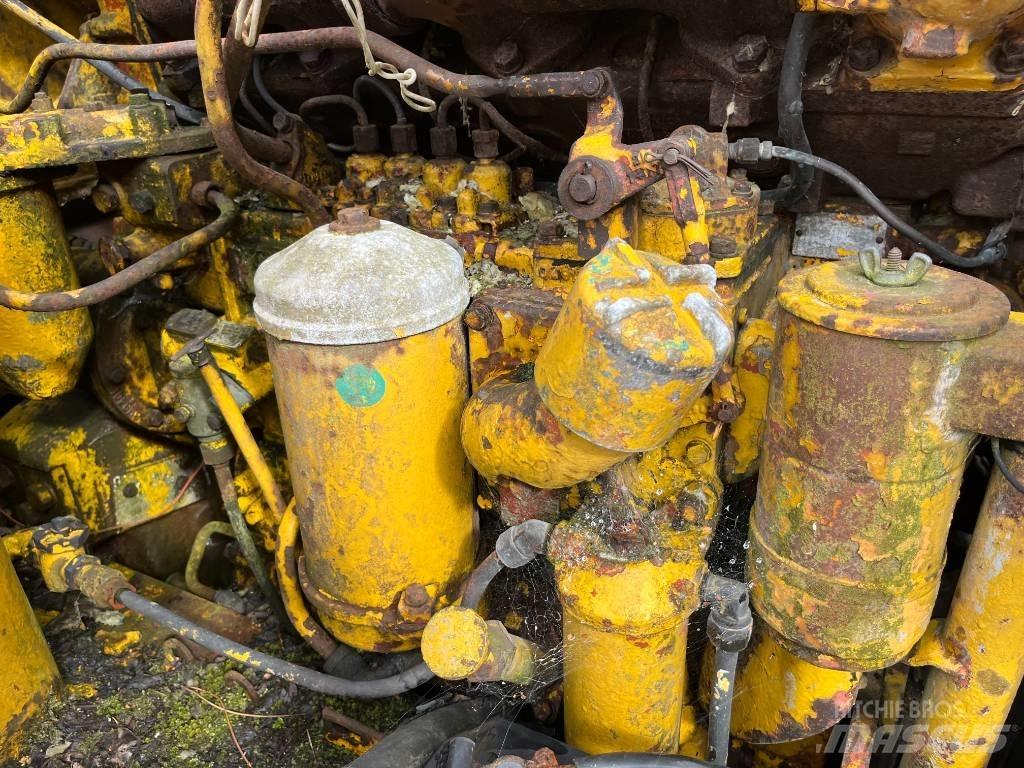 CAT 619 Scrapers