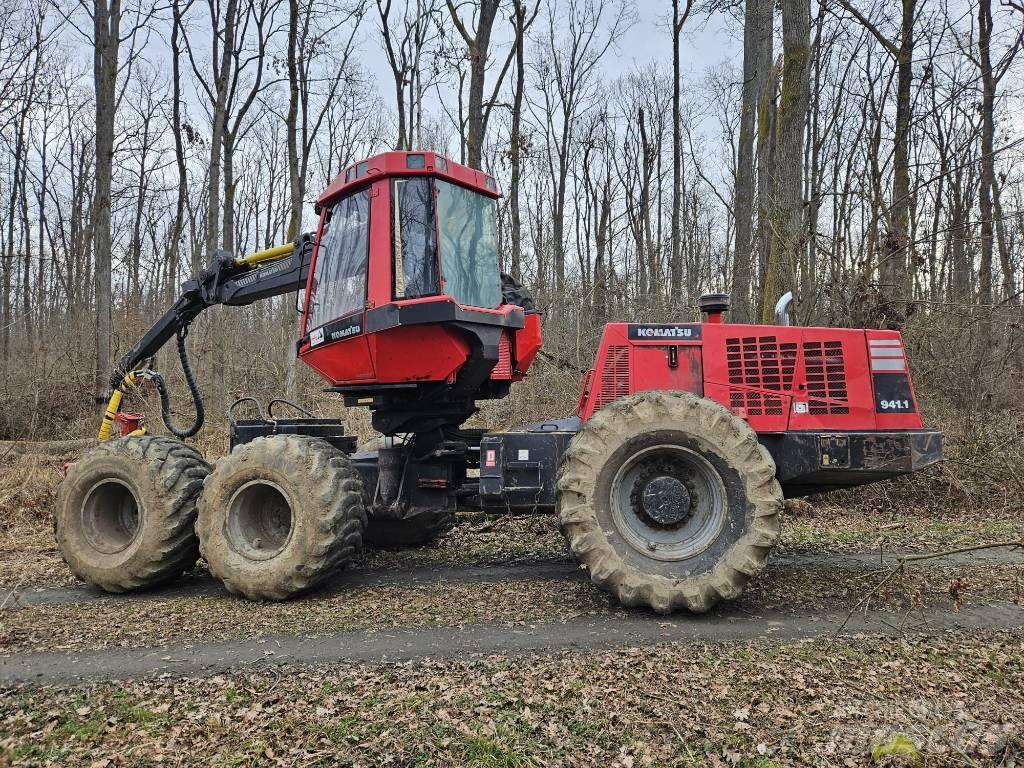 Komatsu 941 Harvesters