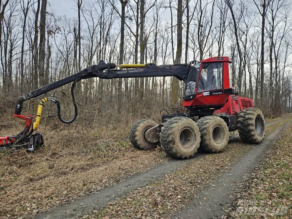 Komatsu 941 Harvesters