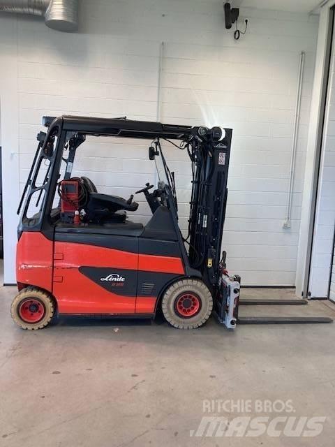 Linde E25/600RH/387 Electric Forklifts