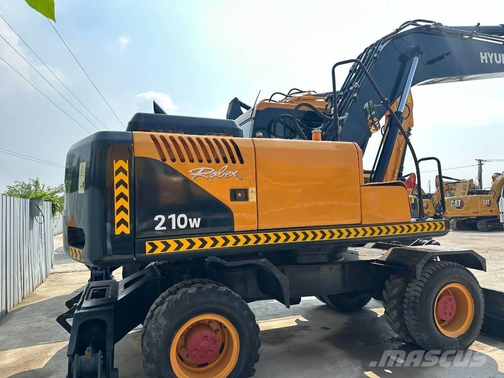 Hyundai 210W-9 Wheeled Excavators