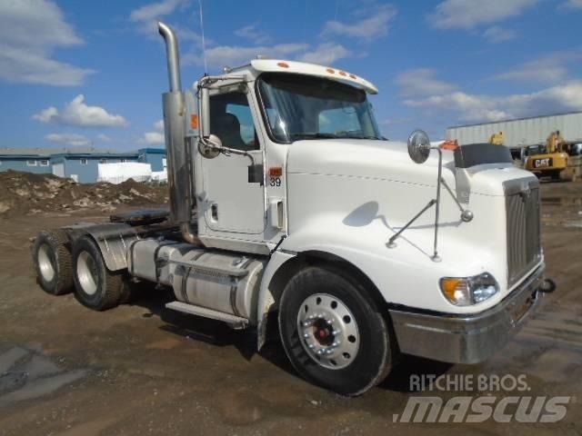 International 9400 i Conventional Trucks / Tractor Trucks