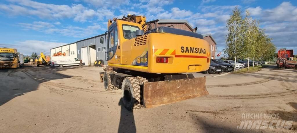 Samsung SE 170 W-3 Wheeled Excavators