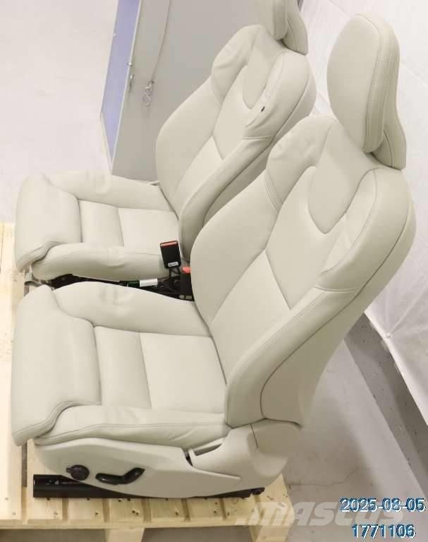 Volvo XC 60 Cabins and interior