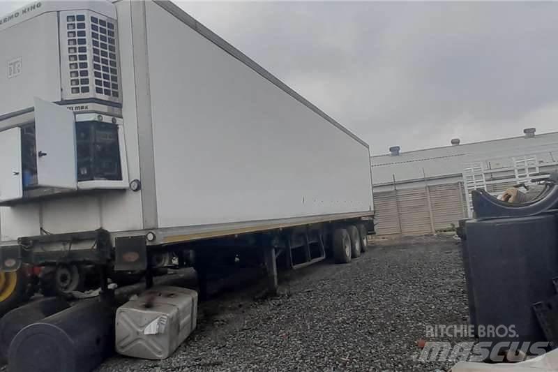  TRAILER 10002000 Other Trucks