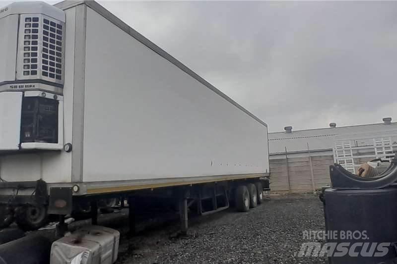  TRAILER 10002000 Other Trucks