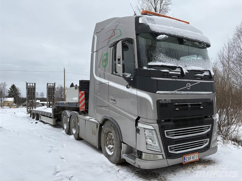 Volvo FH13 540 6x4 Conventional Trucks / Tractor Trucks