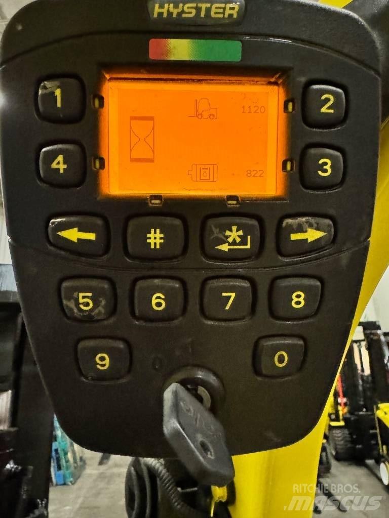 Hyster E100XN Electric Forklifts