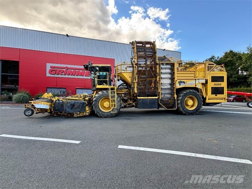 Ropa PANTHER I Beet Harvesters