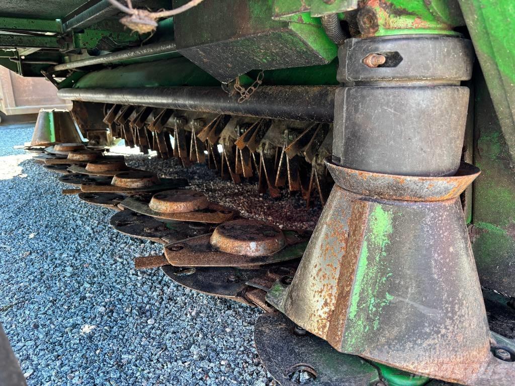 John Deere 131 Mower-conditioners