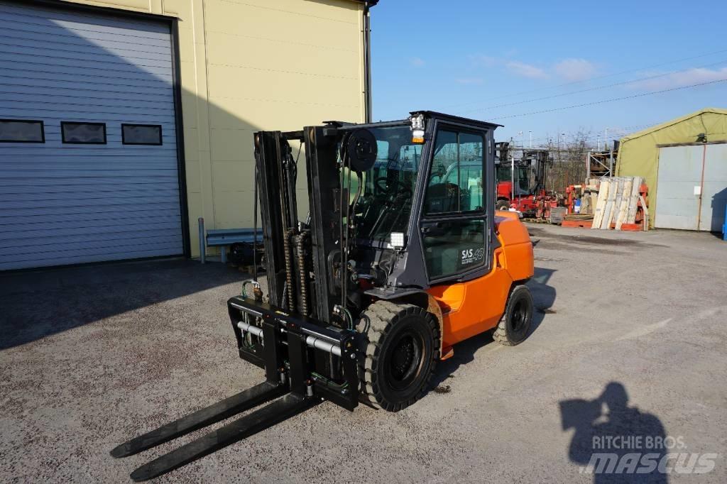 Toyota 42-7FD40 Diesel Forklifts