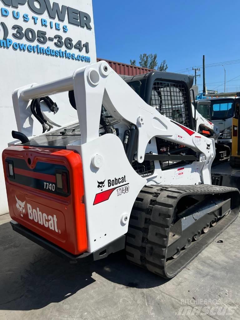 Bobcat T 740 Skid Steer Loaders
