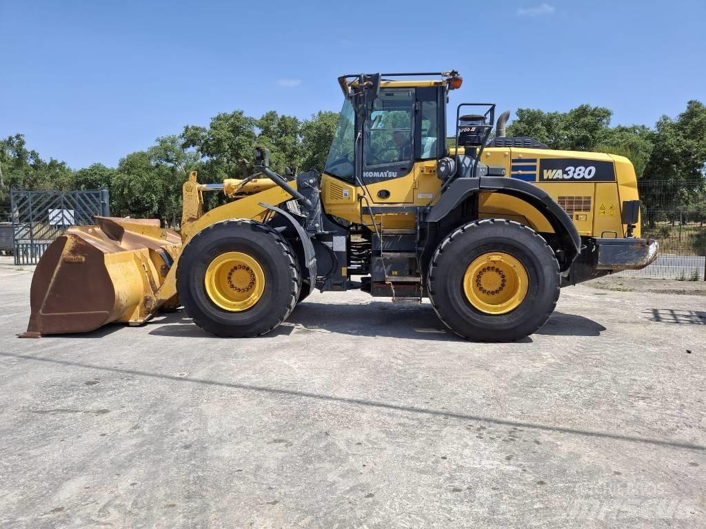 Komatsu WA 380-8 Mini Loader
