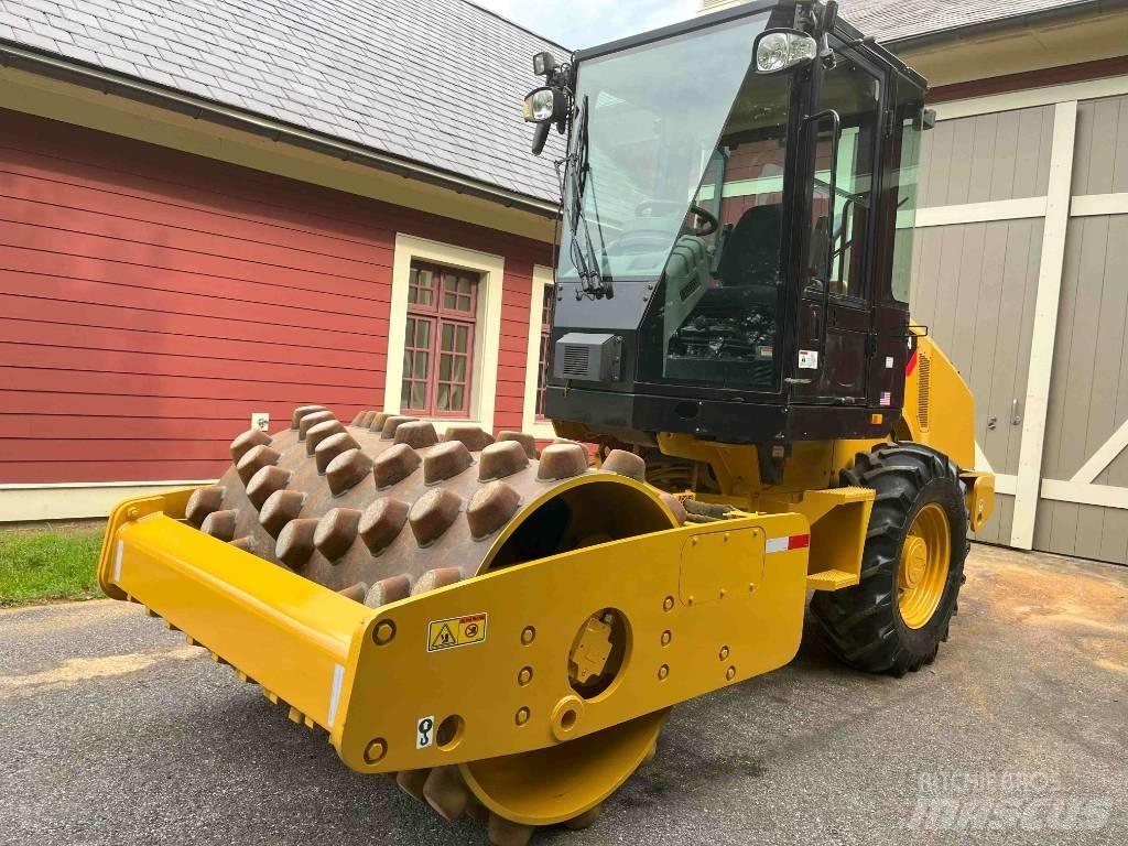 CAT CP 44 Single drum rollers
