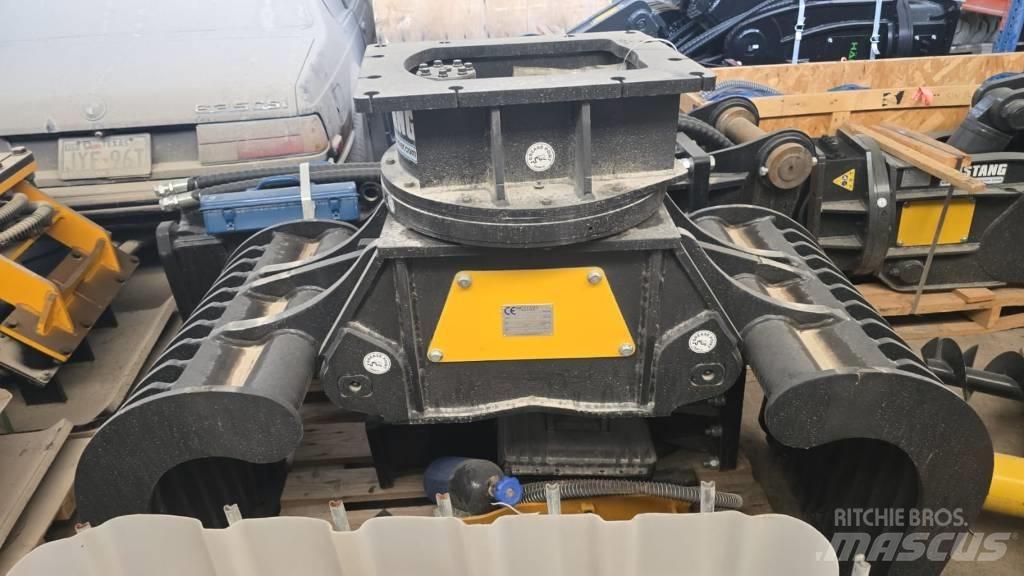 Mustang GRP 750 Other