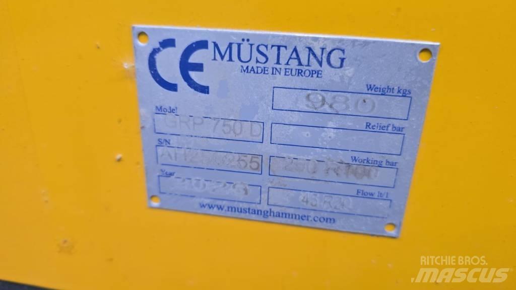 Mustang GRP 750 Other