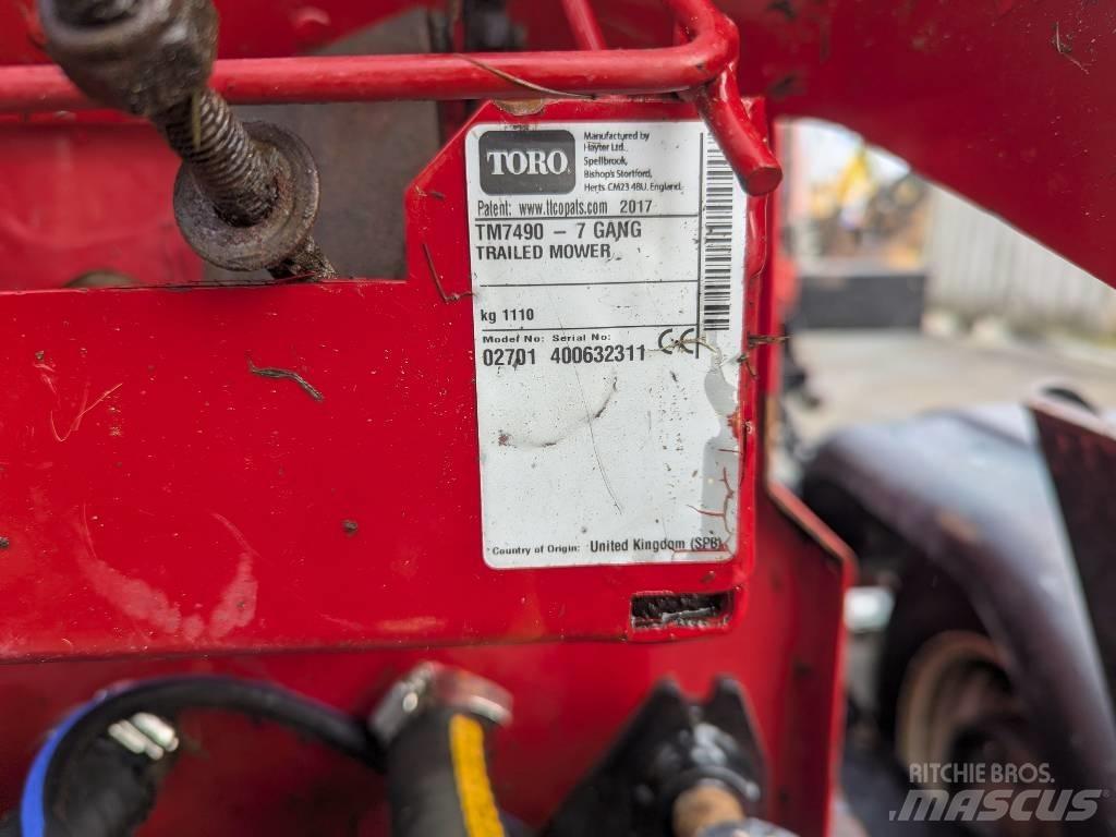 Toro TM7490 Mounted and trailed mowers