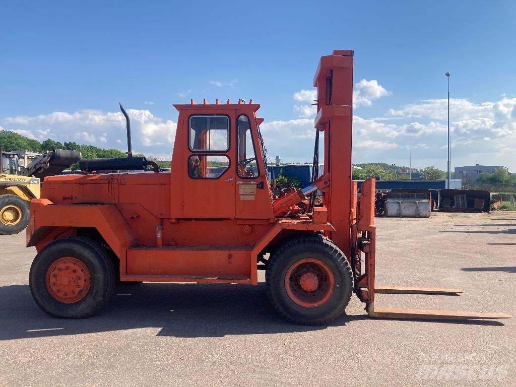 Ljungby 12 ton Diesel Forklifts