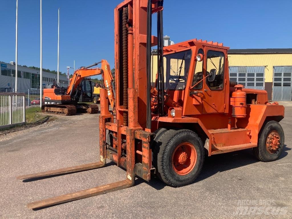 Ljungby 12 ton Diesel Forklifts