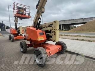 JLG 340 AJ Articulated boom lifts