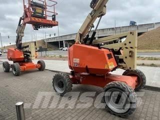 JLG 340 AJ Articulated boom lifts