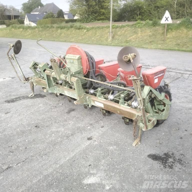 Nodet PNEUMASEM II Farm Drills