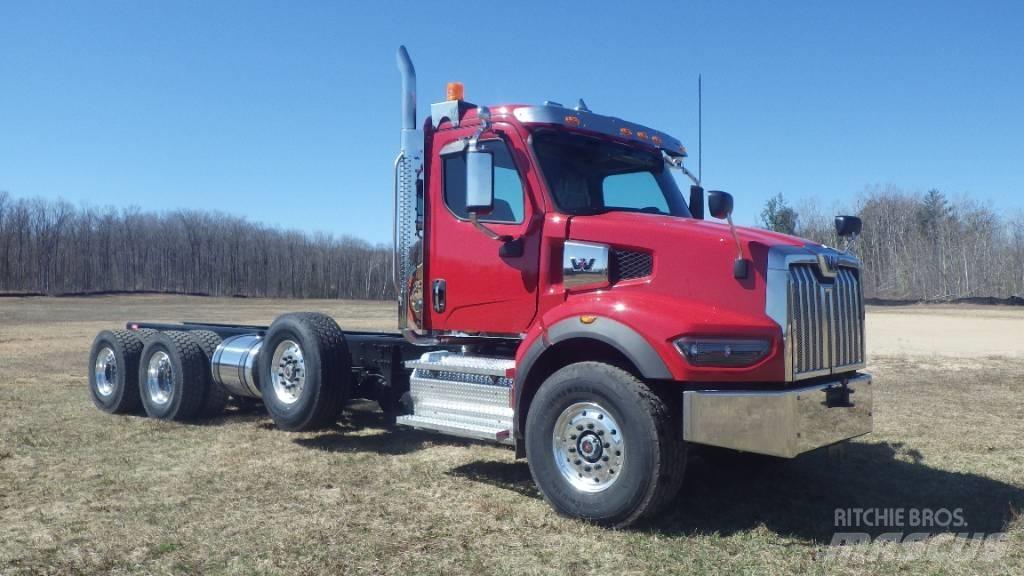 Western Star 49 X Cab & Chassis Trucks
